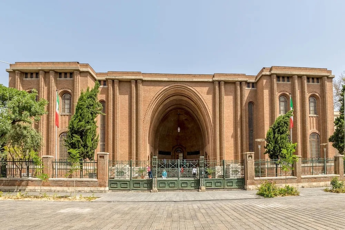 İran ve İsrail sanat eserlerini taşıyor